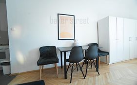 One Bedroom Apartment Close To Prague Castle